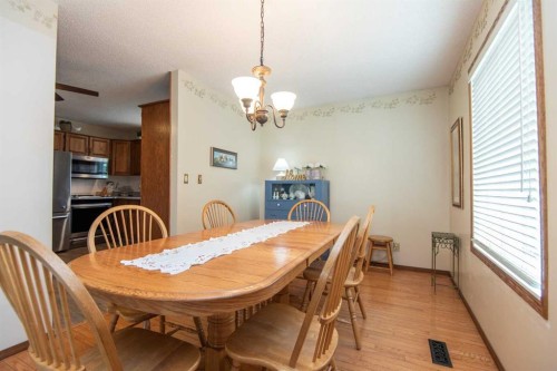 44 Huget Crescent, Red Deer, AB 