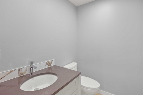 113 Aztec Crescent, Blackfalds, AB - Indoor Photo Showing Bathroom