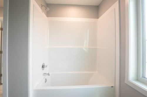 113 Aztec Crescent, Blackfalds, AB - Indoor Photo Showing Bathroom