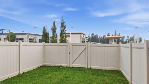 303-30 Carleton Avenue, Red Deer, AB - Outdoor
