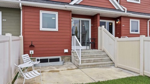 303-30 Carleton Avenue, Red Deer, AB - Outdoor