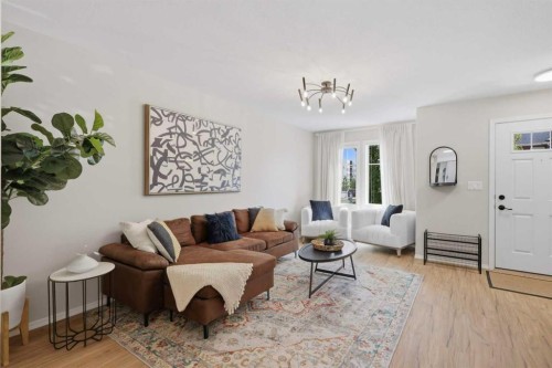 303-30 Carleton Avenue, Red Deer, AB - Indoor Photo Showing Living Room