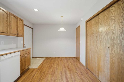 18 Terrace Heights Drive, Lacombe, AB - Indoor Photo Showing Other Room