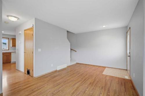 18 Terrace Heights Drive, Lacombe, AB - Indoor Photo Showing Other Room