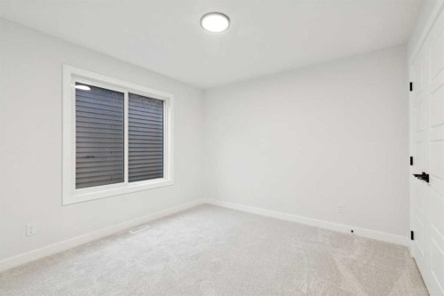 214 Sora Way Se, Calgary, AB 