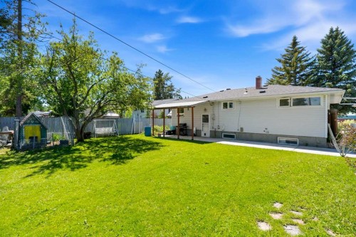 4132 50 Avenue, Innisfail, AB - Outdoor