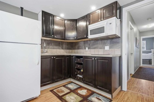 56 Heron Court, Penhold, AB - Indoor