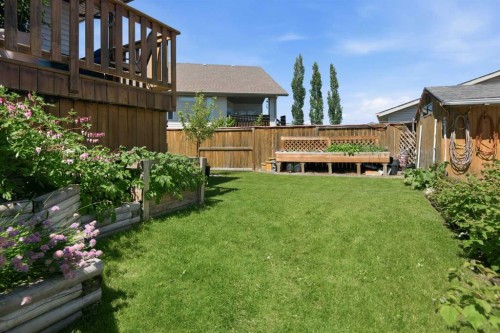 56 Heron Court, Penhold, AB - Outdoor