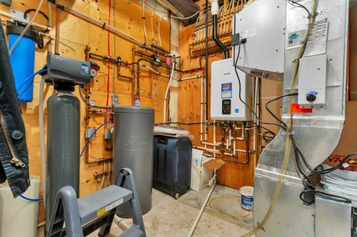 15 Liberty Place, Sylvan Lake, AB - Indoor Photo Showing Basement