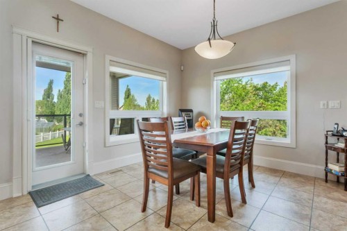 15 Liberty Place, Sylvan Lake, AB - Indoor Photo Showing Dining Room