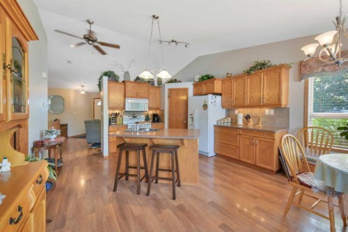 47 Victor Close, Red Deer, AB 