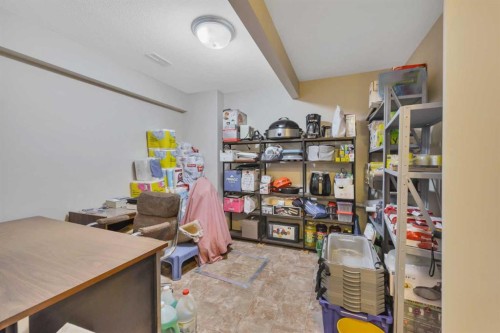 47 Victor Close, Red Deer, AB 