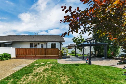 47 Victor Close, Red Deer, AB 