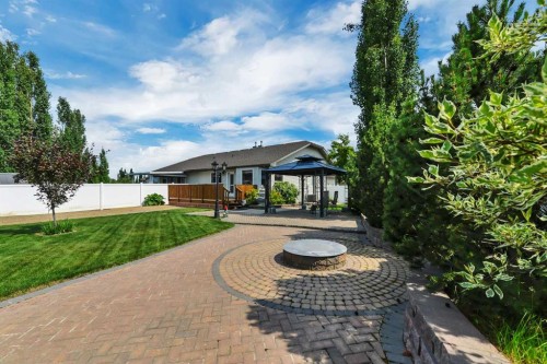 47 Victor Close, Red Deer, AB 