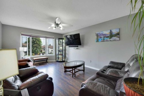 11 Greenham Drive, Red Deer, AB - Indoor Photo Showing Living Room