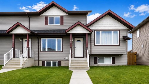 83 Lakeway Boulevard  Sylvan Lake, AB T4S 2P4