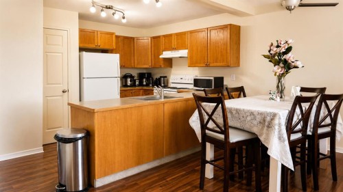 83 Lakeway Boulevard, Sylvan Lake, AB - Indoor