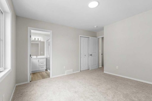 161 Athens Road, Blackfalds, AB - Indoor