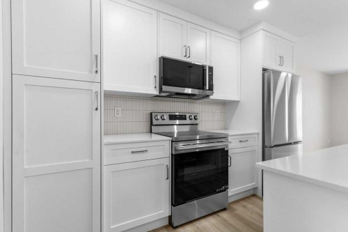 161 Athens Road, Blackfalds, AB - Indoor Photo Showing Kitchen