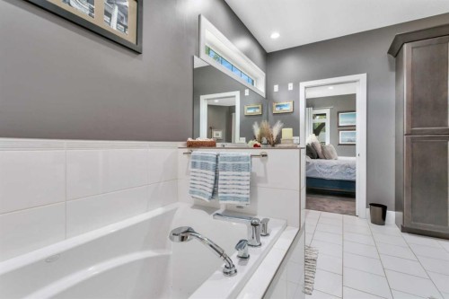 40 Talisman Close, Red Deer, AB 
