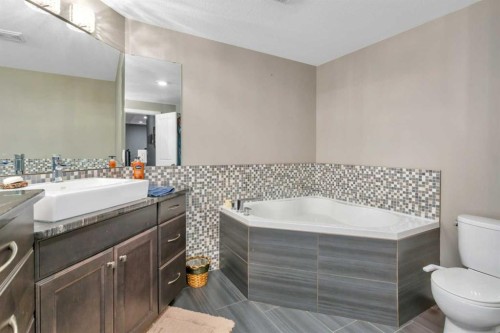 40 Talisman Close, Red Deer, AB 