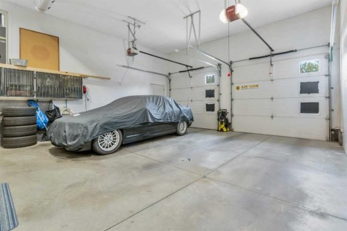 40 Talisman Close, Red Deer, AB 