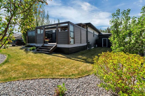40 Talisman Close, Red Deer, AB 