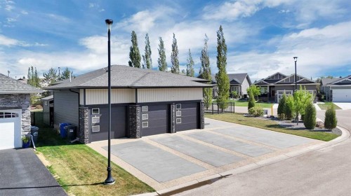 40 Talisman Close, Red Deer, AB 