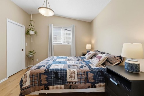5 Everitt Crescent, Red Deer, AB 