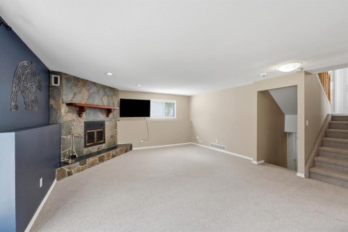5 Everitt Crescent, Red Deer, AB 