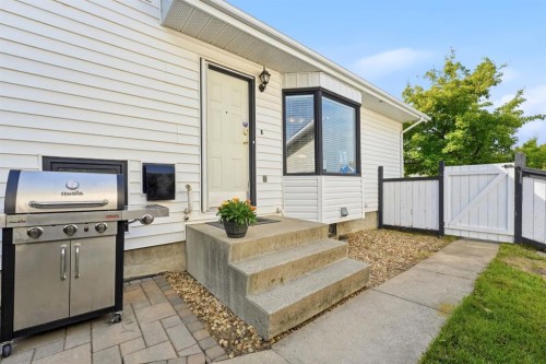 5 Everitt Crescent, Red Deer, AB 