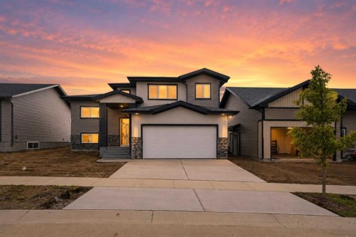13 Tranter Street  Red Deer, AB T4P 0Y9