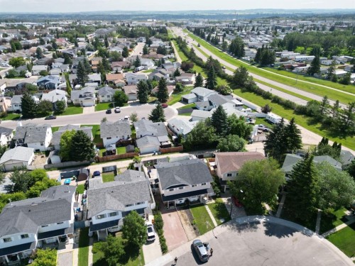 31 Kirsch Close, Red Deer, AB 