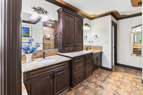 4552 Waskasoo Crescent, Red Deer, AB - Indoor Photo Showing Other Room