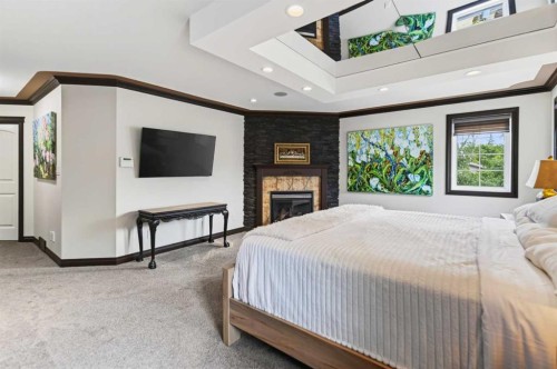 4552 Waskasoo Crescent, Red Deer, AB - Indoor Photo Showing Bedroom