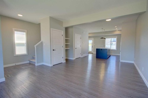 56 Inglis Crescent, Sylvan Lake, AB 