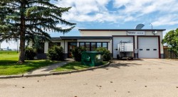2460 36 Avenue  Rural Red Deer County, AB T4S 2G3