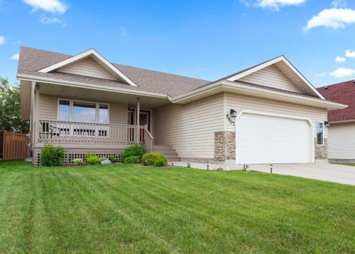 6807 37A Avenue  Camrose, AB T4V 5B8