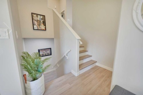 74 Turner Crescent, Red Deer, AB - Indoor Photo Showing Other Room