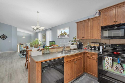 545 Lancaster Drive, Red Deer, AB 