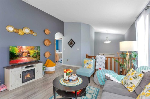 545 Lancaster Drive, Red Deer, AB 