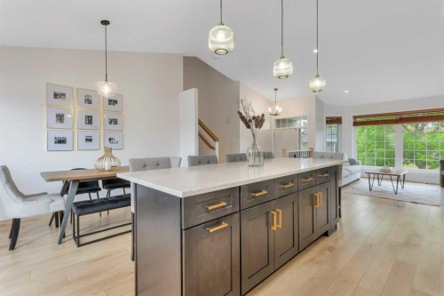 33 Walker Boulevard, Red Deer, AB 