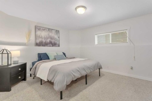 33 Walker Boulevard, Red Deer, AB 