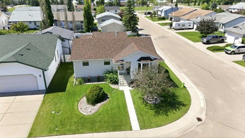 109 Logan Close, Red Deer, AB 