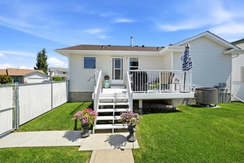 109 Logan Close, Red Deer, AB 