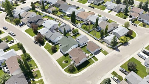 109 Logan Close, Red Deer, AB 