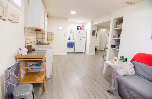 4122 50 Street, Red Deer, AB 