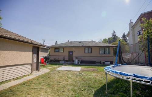 4122 50 Street, Red Deer, AB 