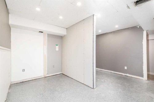 4419 55 Street, Red Deer, AB 