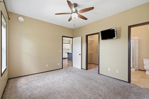301-3505 51 Avenue, Red Deer, AB - Indoor Photo Showing Other Room